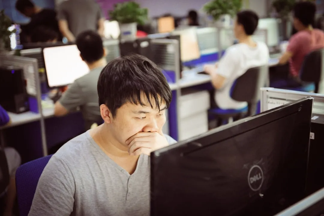 2025年社区软件光盘技术升级对在线互动平台的影响分析